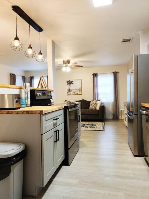 Venice Beach Within 5 Min Drive, Near The Tennis Courts And Park, Sleeps 5 Nokomis Exteriér fotografie
