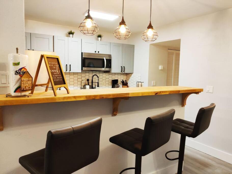 Venice Beach Within 5 Min Drive, Near The Tennis Courts And Park, Sleeps 5 Nokomis Exteriér fotografie