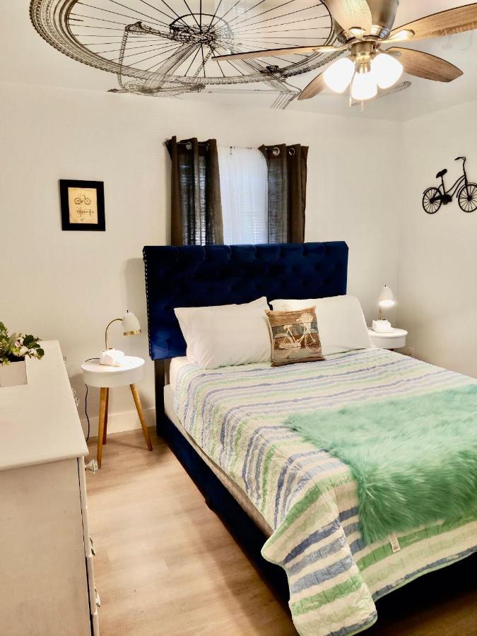 Venice Beach Within 5 Min Drive, Near The Tennis Courts And Park, Sleeps 5 Nokomis Exteriér fotografie